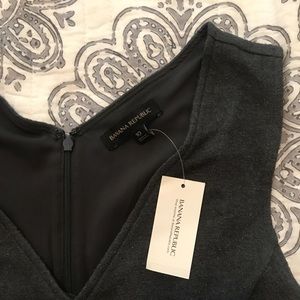 Women's Banana Republic sleeveless peplum top